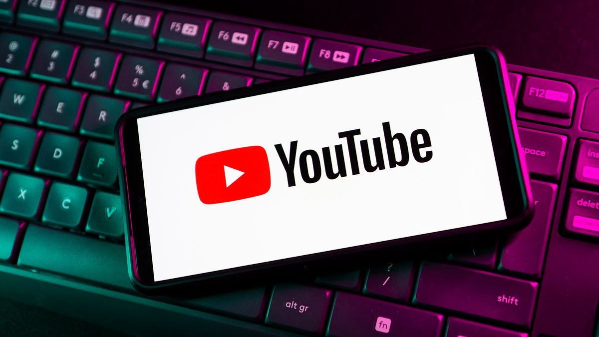 YouTub logo seen